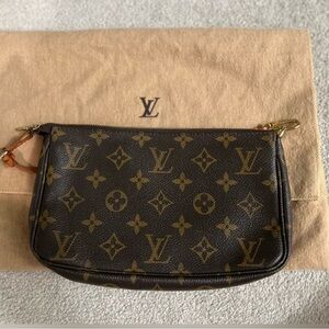 Louis Vuitton Monogram Canvas Pochette Accessoires - Brown